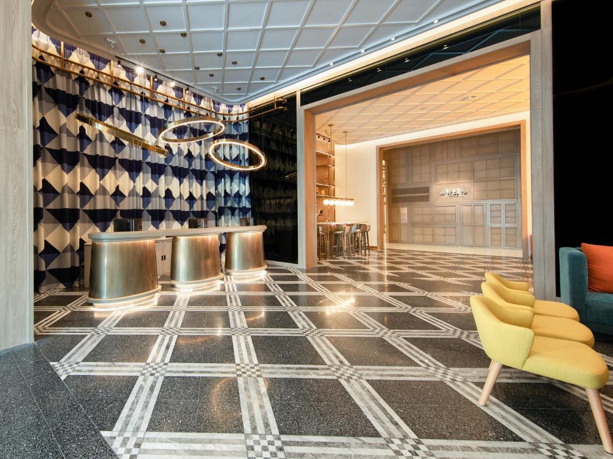 Mercure Bangkok Sukhumvit 24 エクステリア 写真